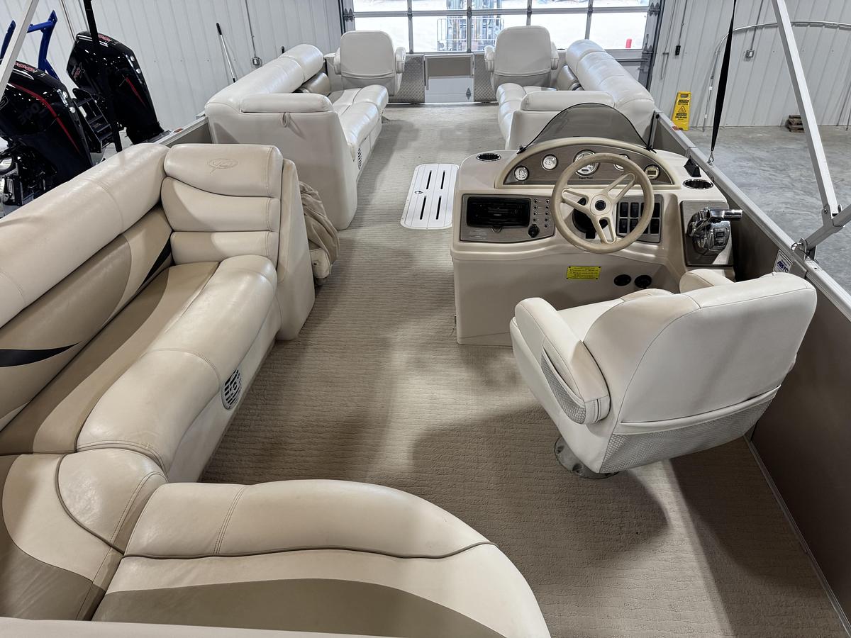 Used 2008 Crest 2570 II XRS