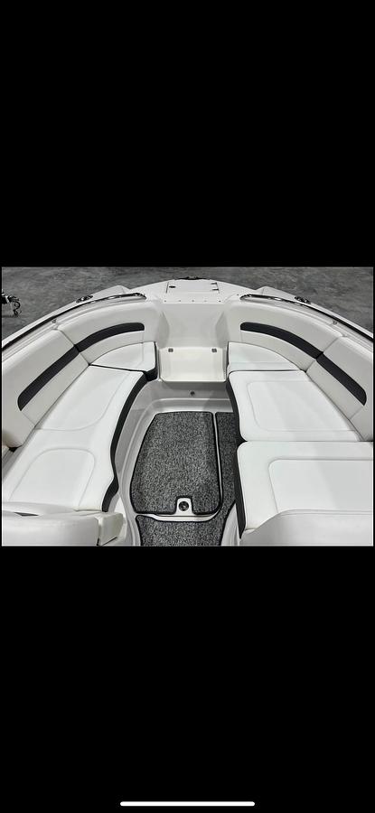 Used 2013 Chaparral 284 Sunesta