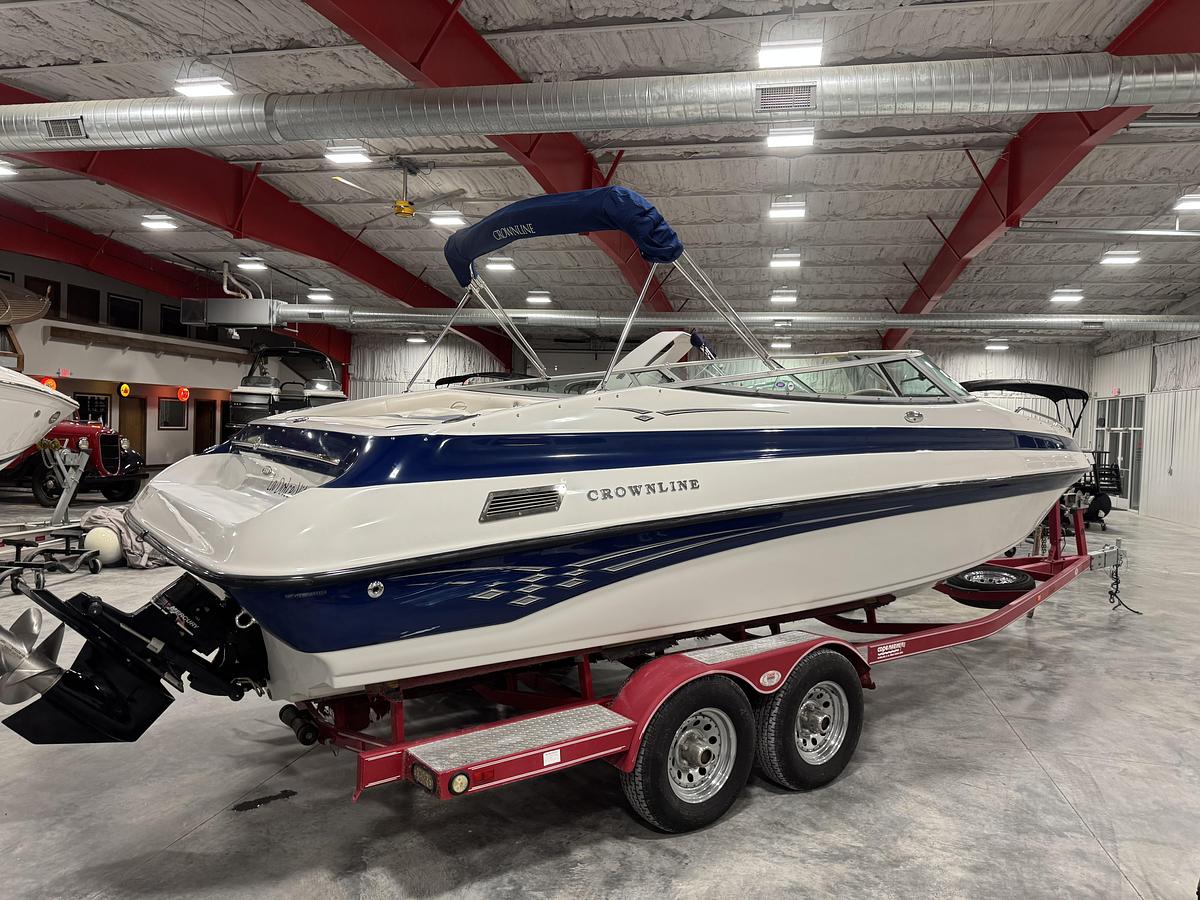 Used 2004 Crownline 266 BR