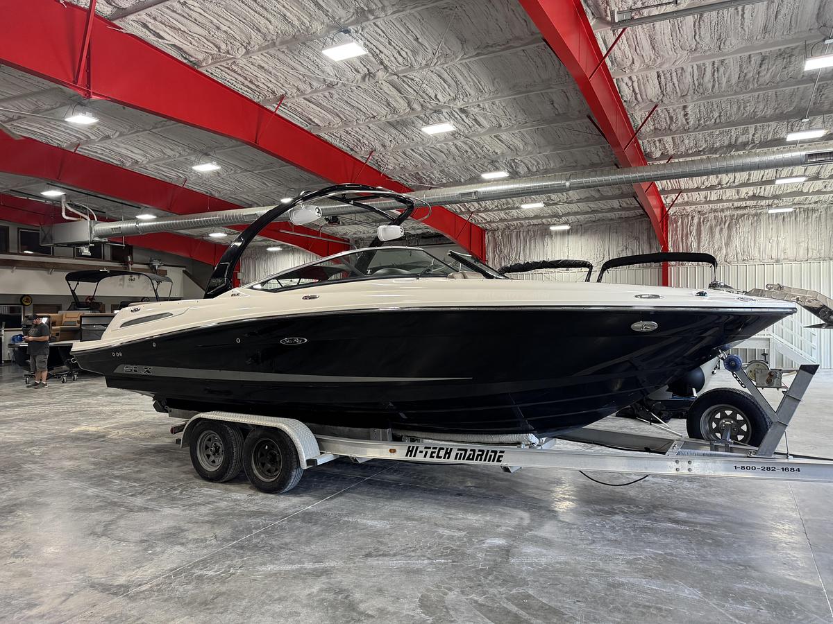 Used 2013 Sea Ray 250 SLX