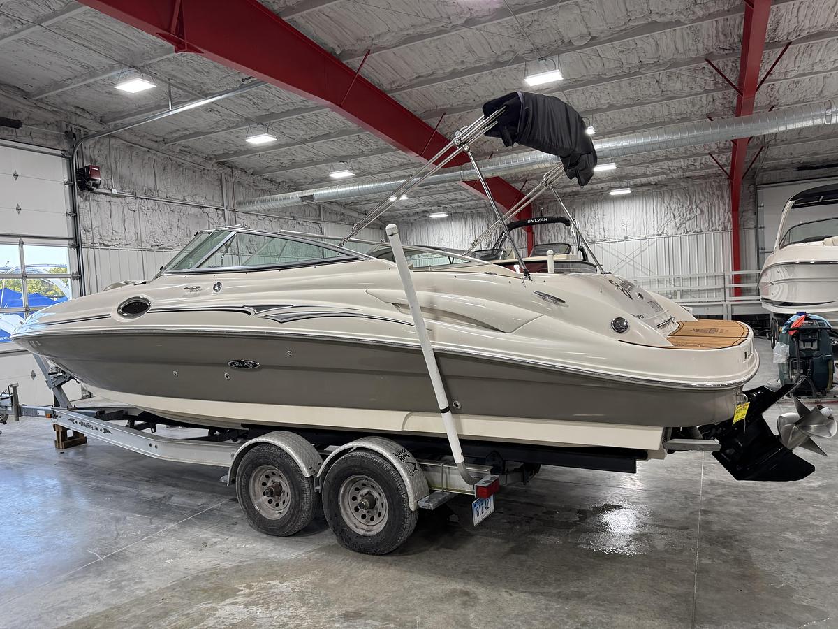 Used 2006 Sea Ray 270 Sundeck