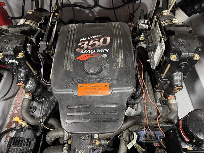 Used 2003 Crownline 270 BR