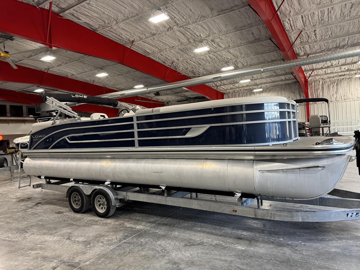 Used 2022 Lowe 270 SS