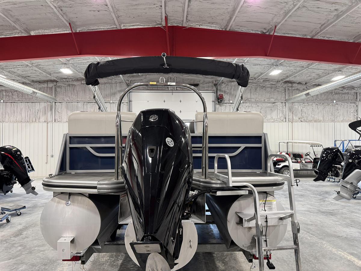 Used 2022 Lowe 270 SS