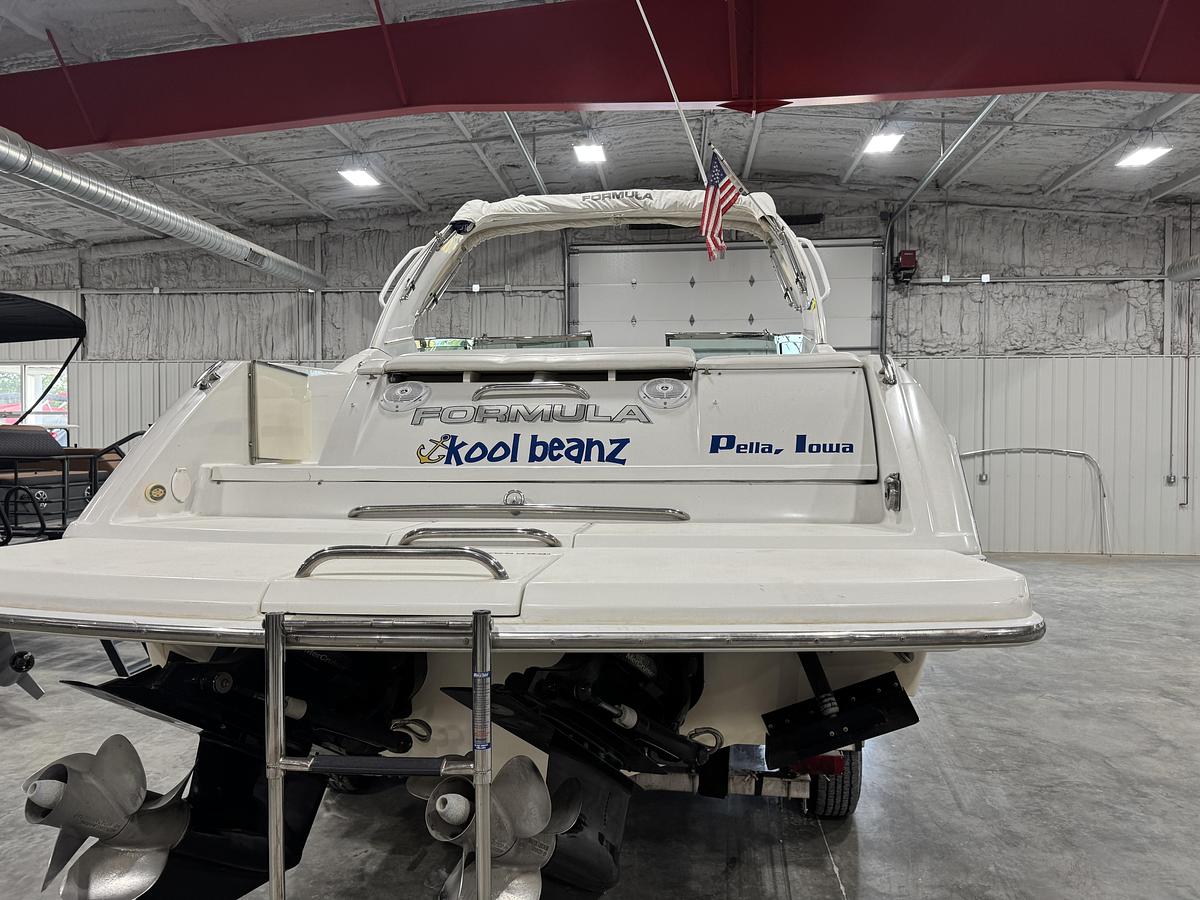 Used 2005 Formula 280 BR