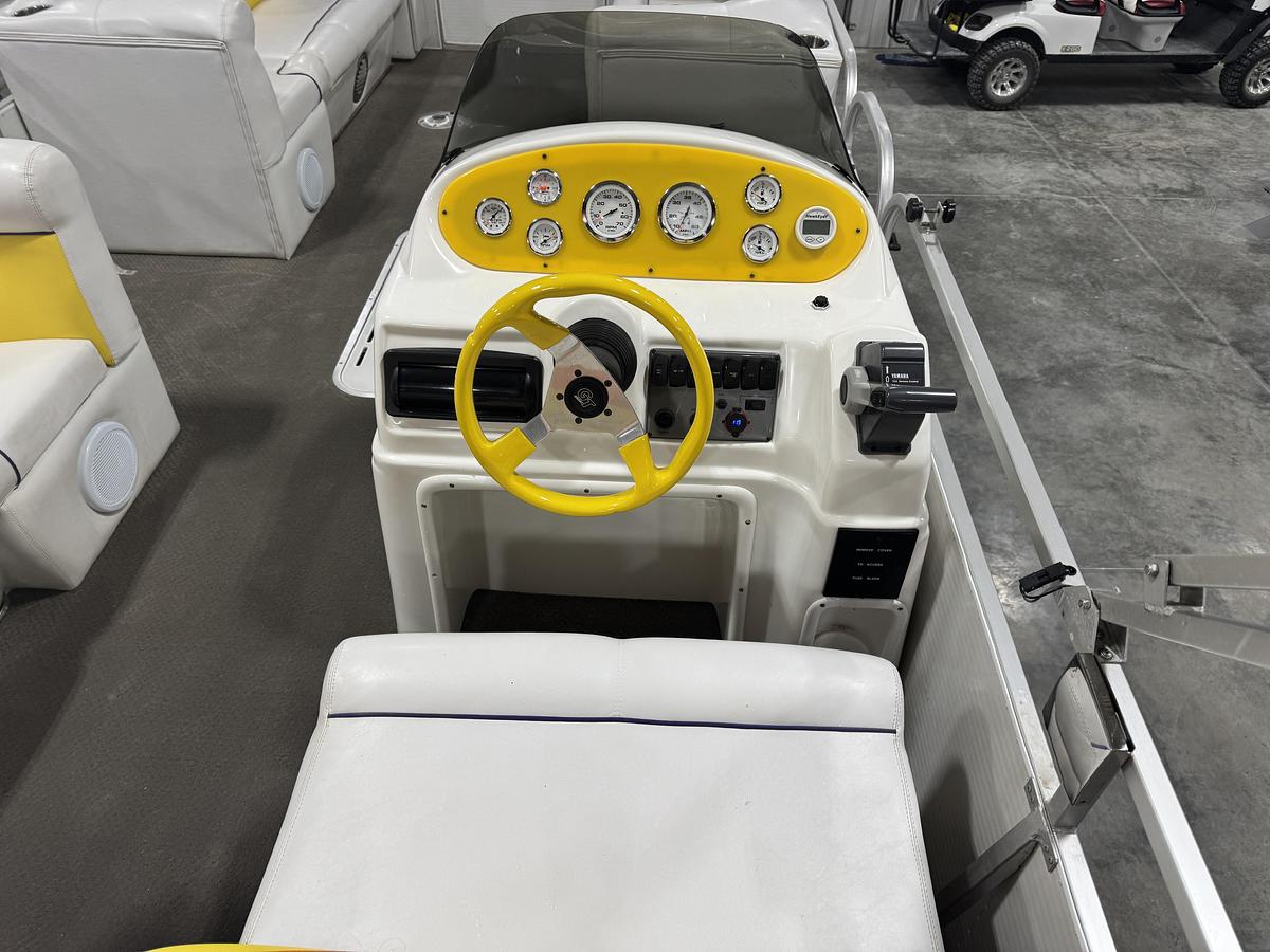 Used 2007 PlayCraft 2400 Clipper