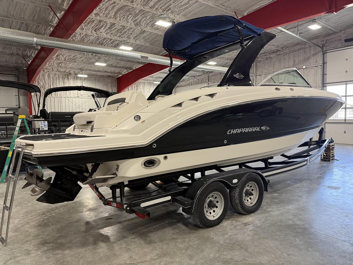Used 2009 Chaparral 284 Sunesta