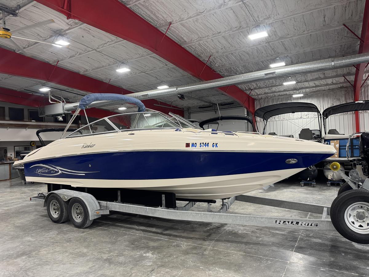 Used 2004 Rinker 262 BR