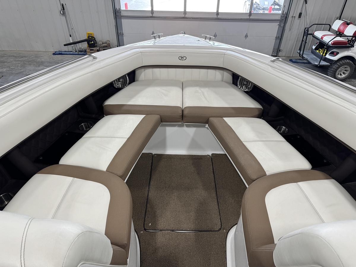 Used 2015 Cobalt 302 BR