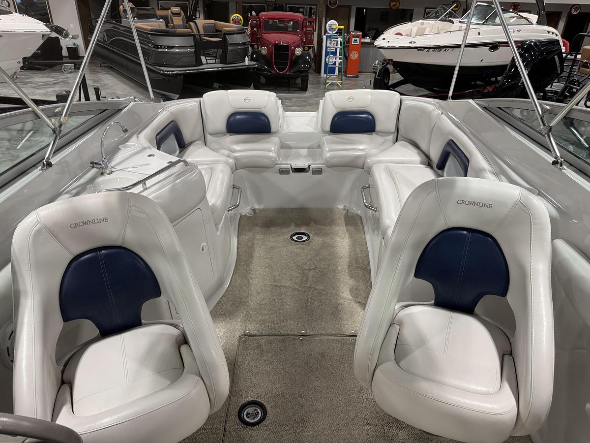 Used 2003 Crownline 270 BR