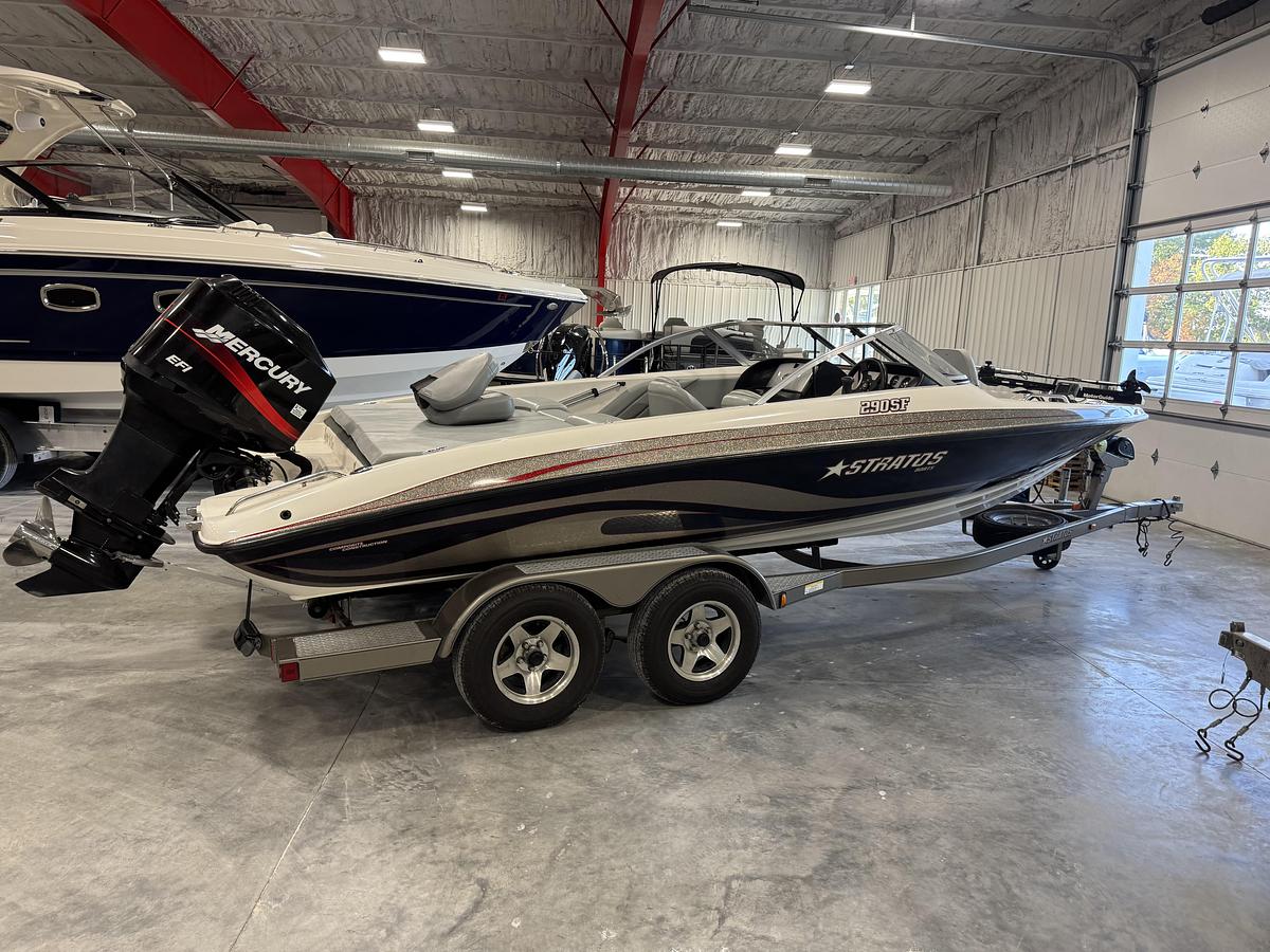 Used 2004 Stratos 290 FS