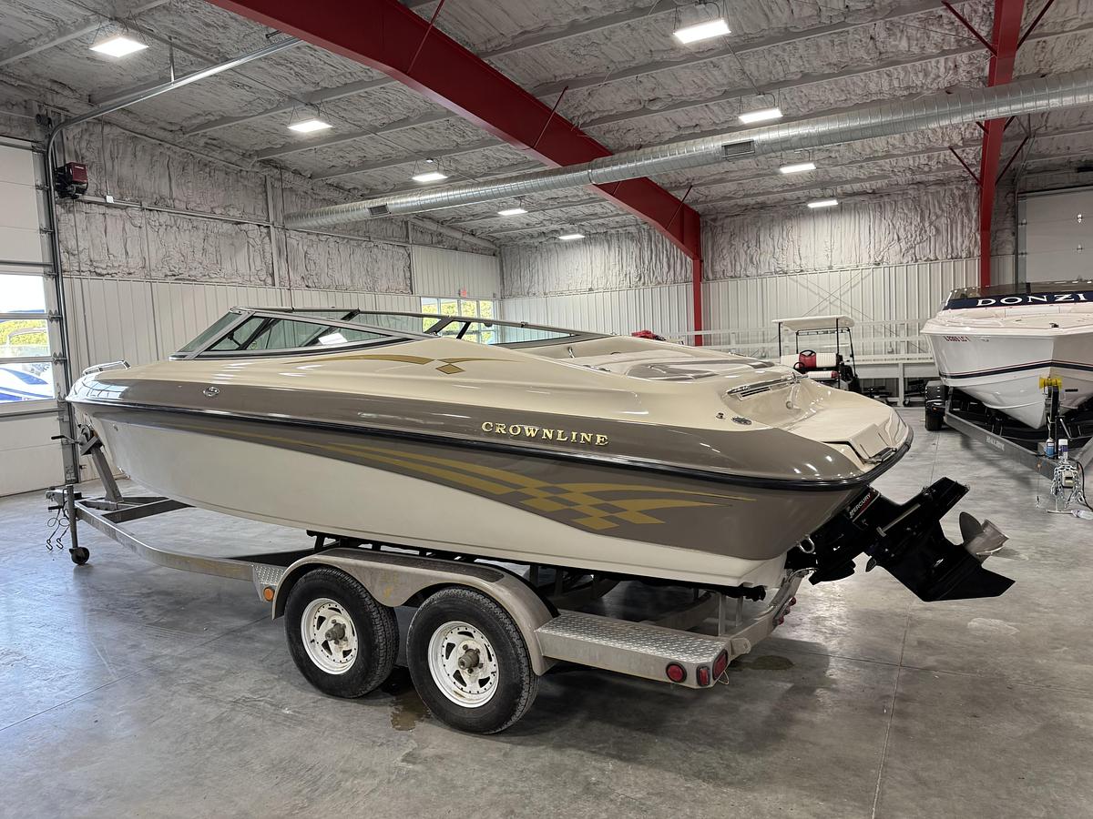 Used 2000 Crownline 225 BR
