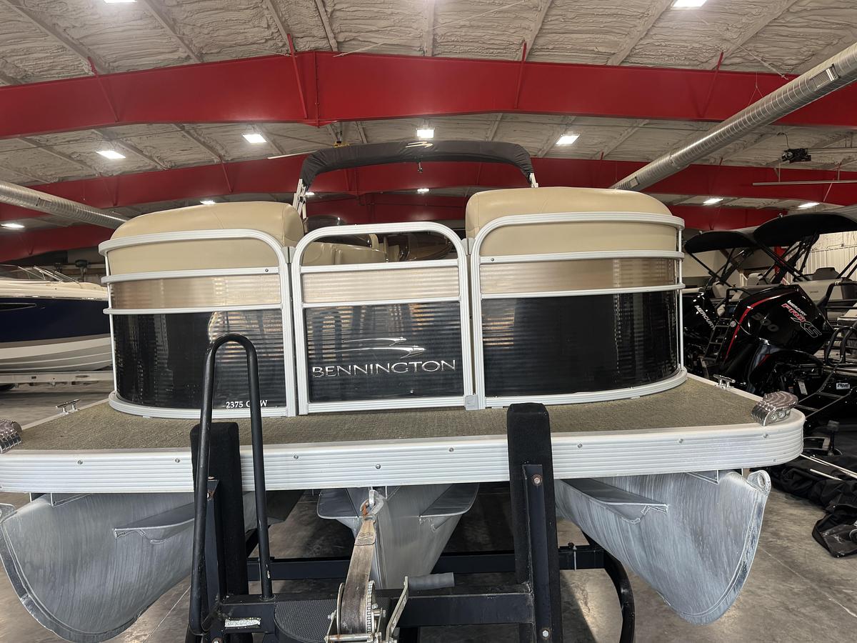 Used 2013 Bennington 2375 GCW