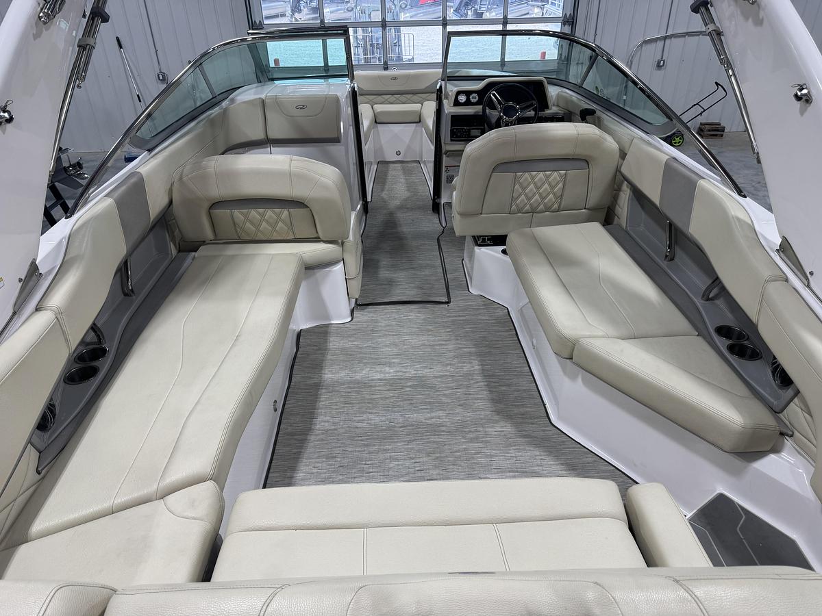 Used 2019 Regal 26 Fasdeck