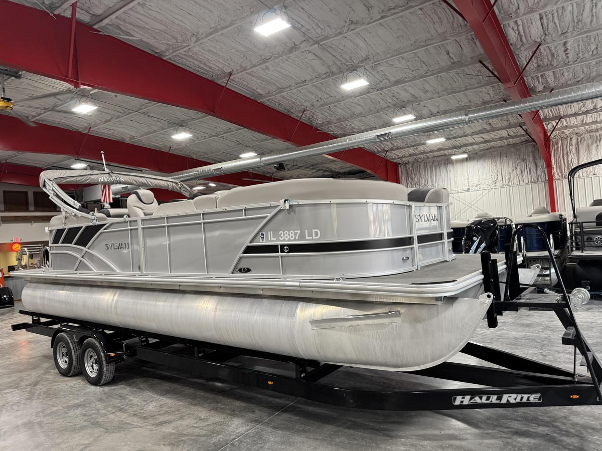 Used 2022 Sylvan L-5