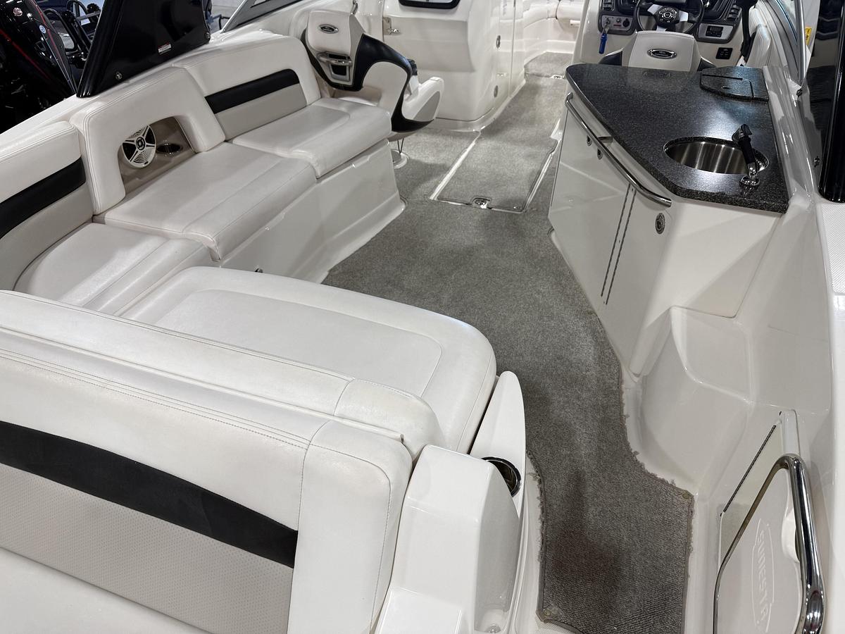 Used 2009 Chaparral 284 Sunesta