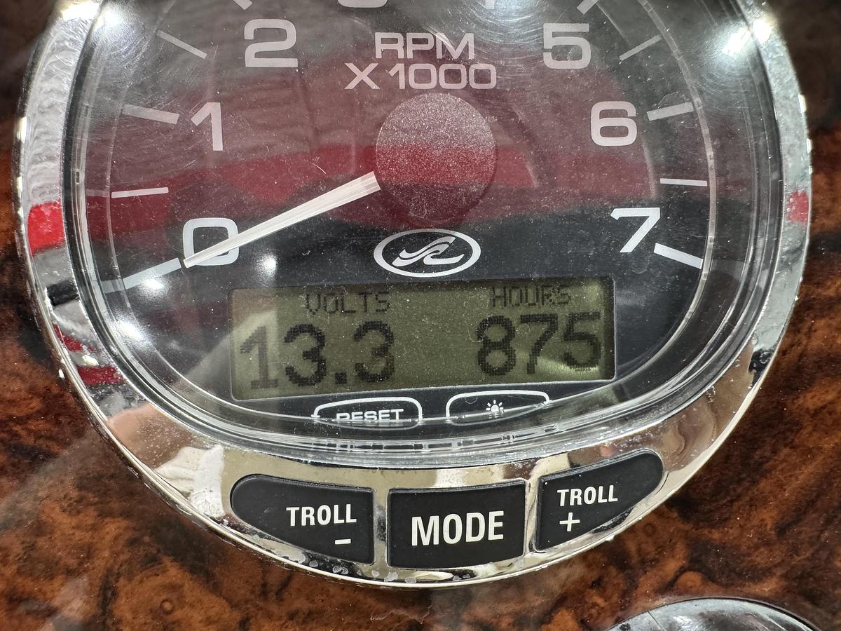 Used 2005 Sea Ray 290 SLX