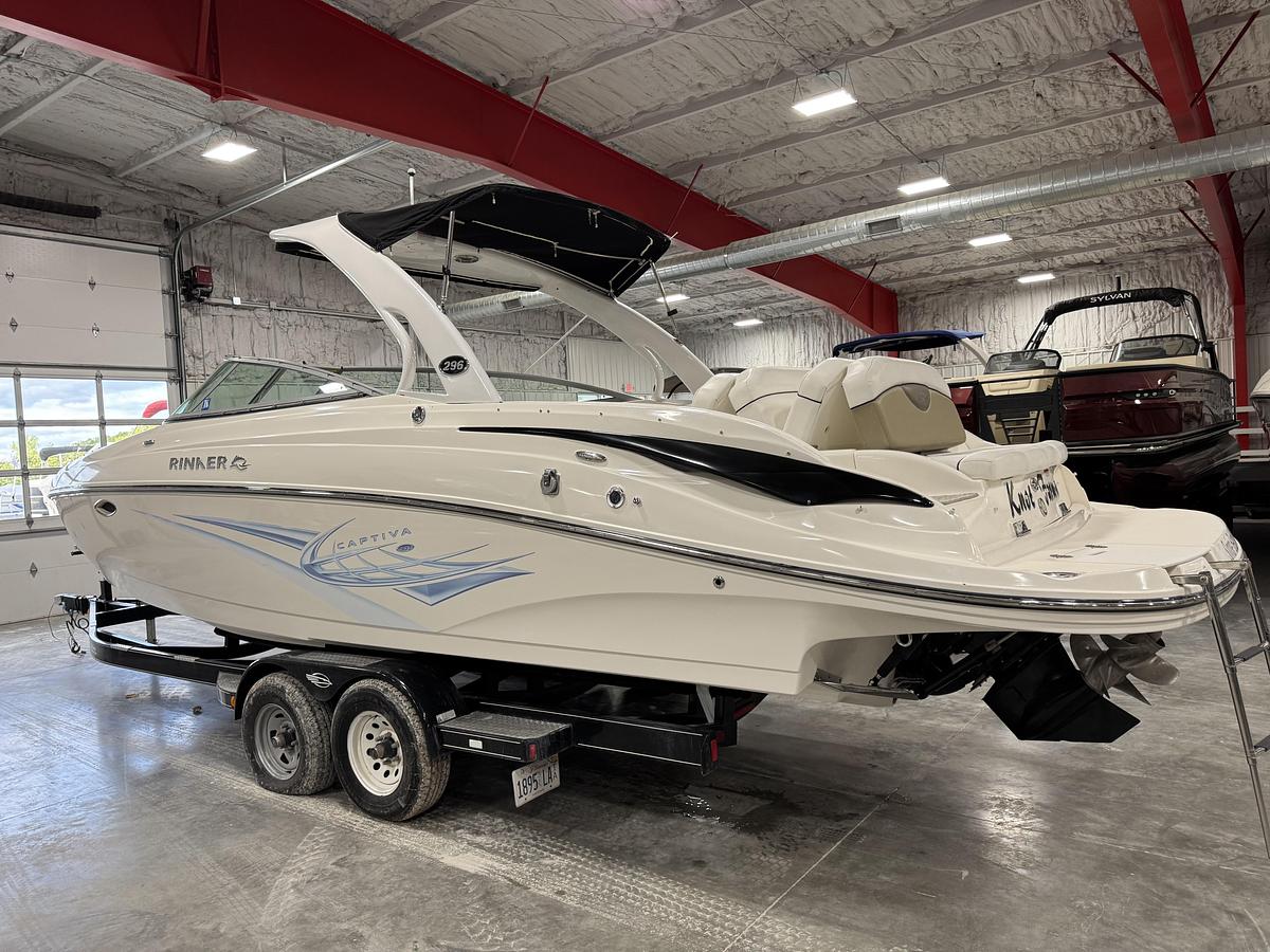 Used 2012 Rinker 296 BR