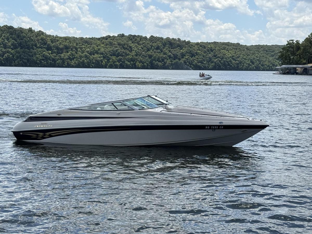 Used 2000 Crownline 266 BR