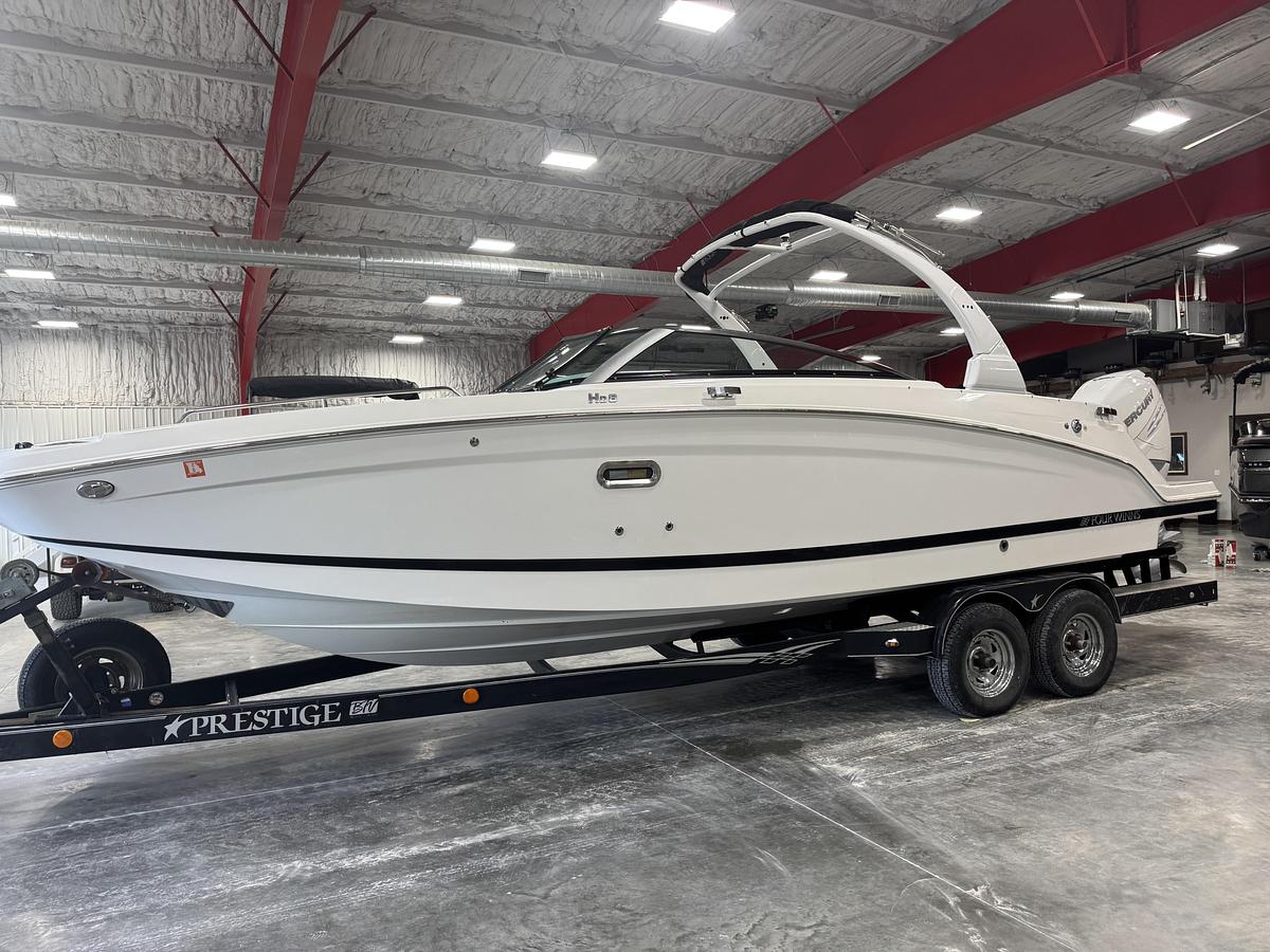 Used 2023 Four Winns HD-8