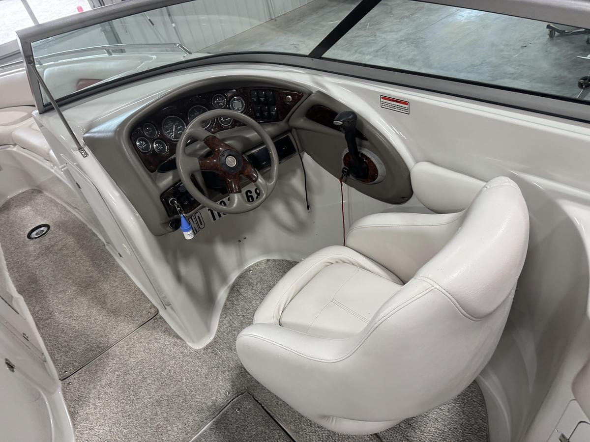 Used 2003 Crownline 270 BR