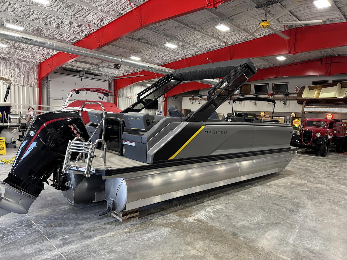 2025 Manitou 24 Explore