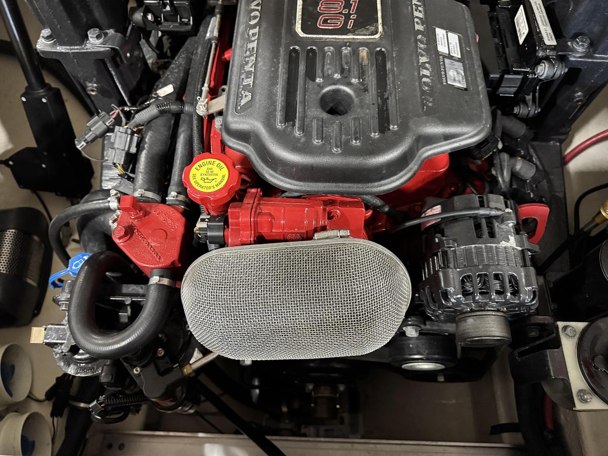 Used 2008 Chaparral 284 Sunesta