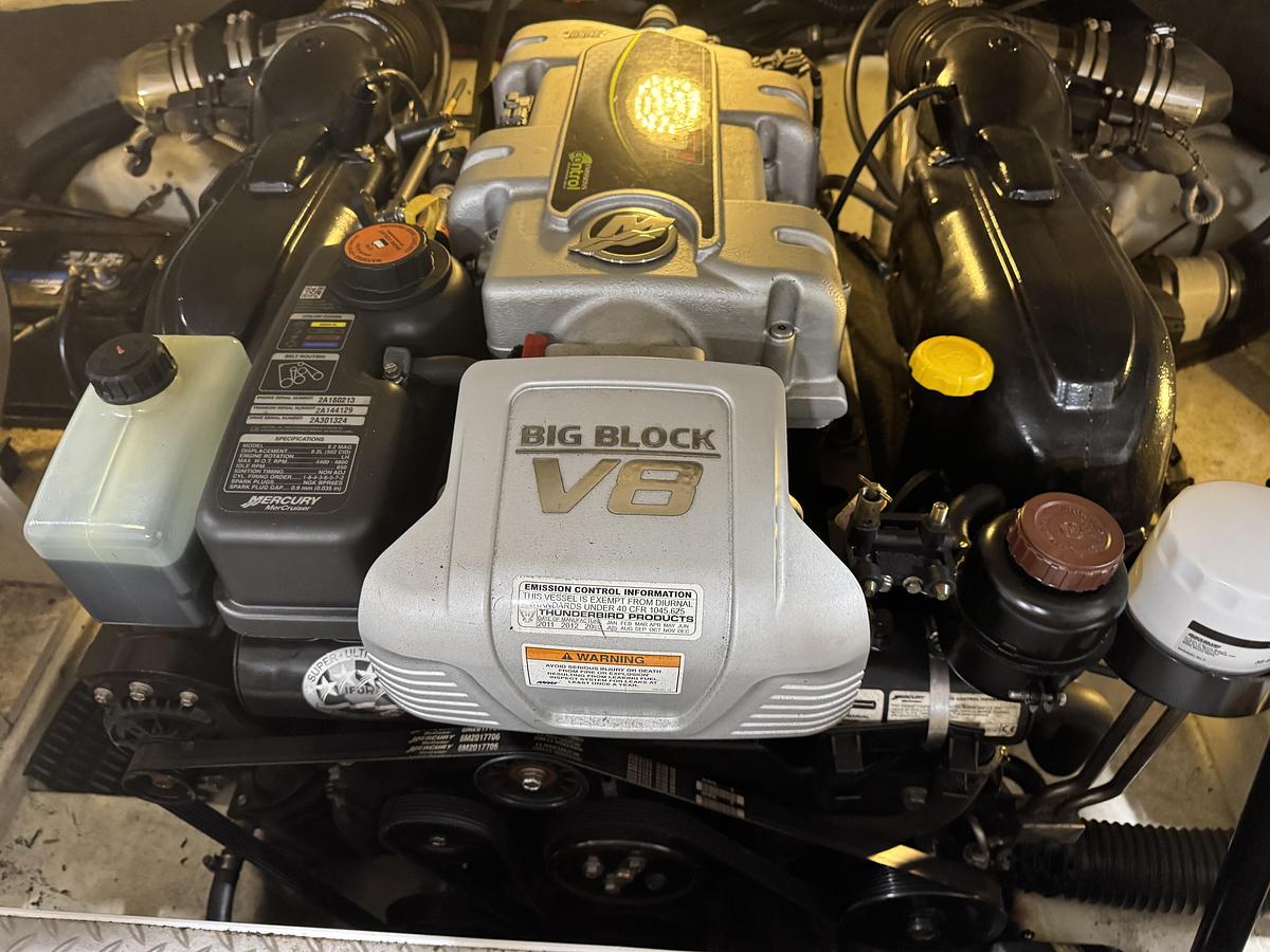 Used 2014 Formula 270 BR