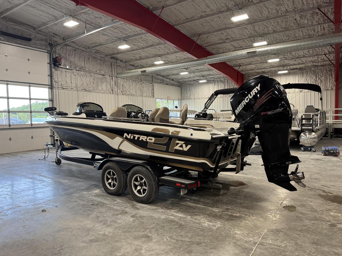 Used 2014 Nitro 21 ZV
