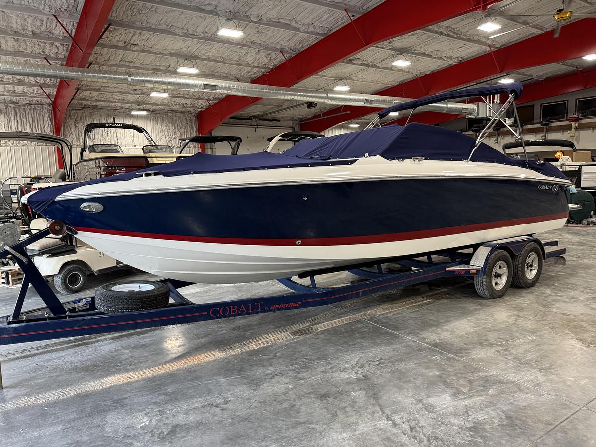 Used 2006 Cobalt 272 BR