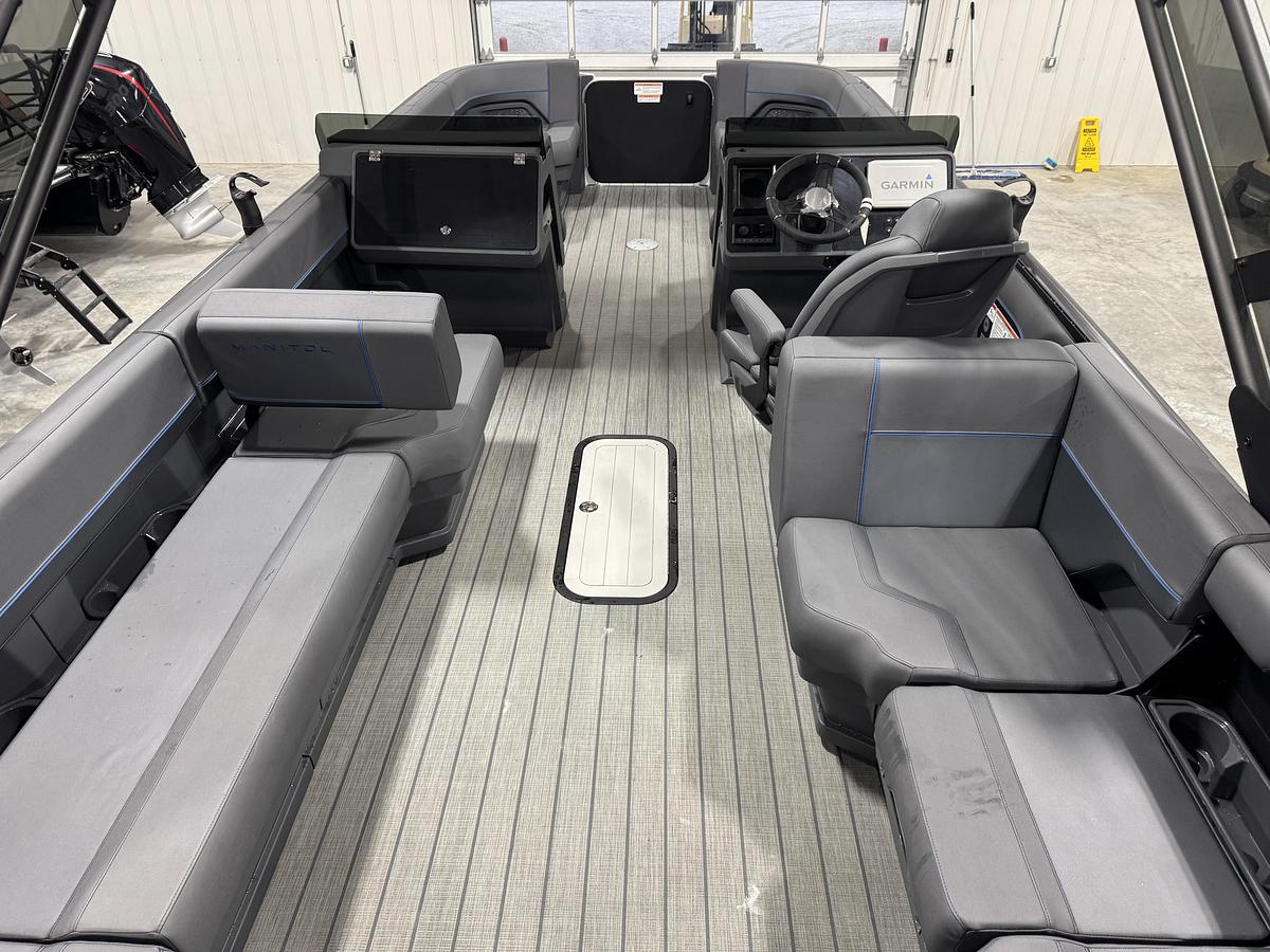 2025 Manitou 24 Explore