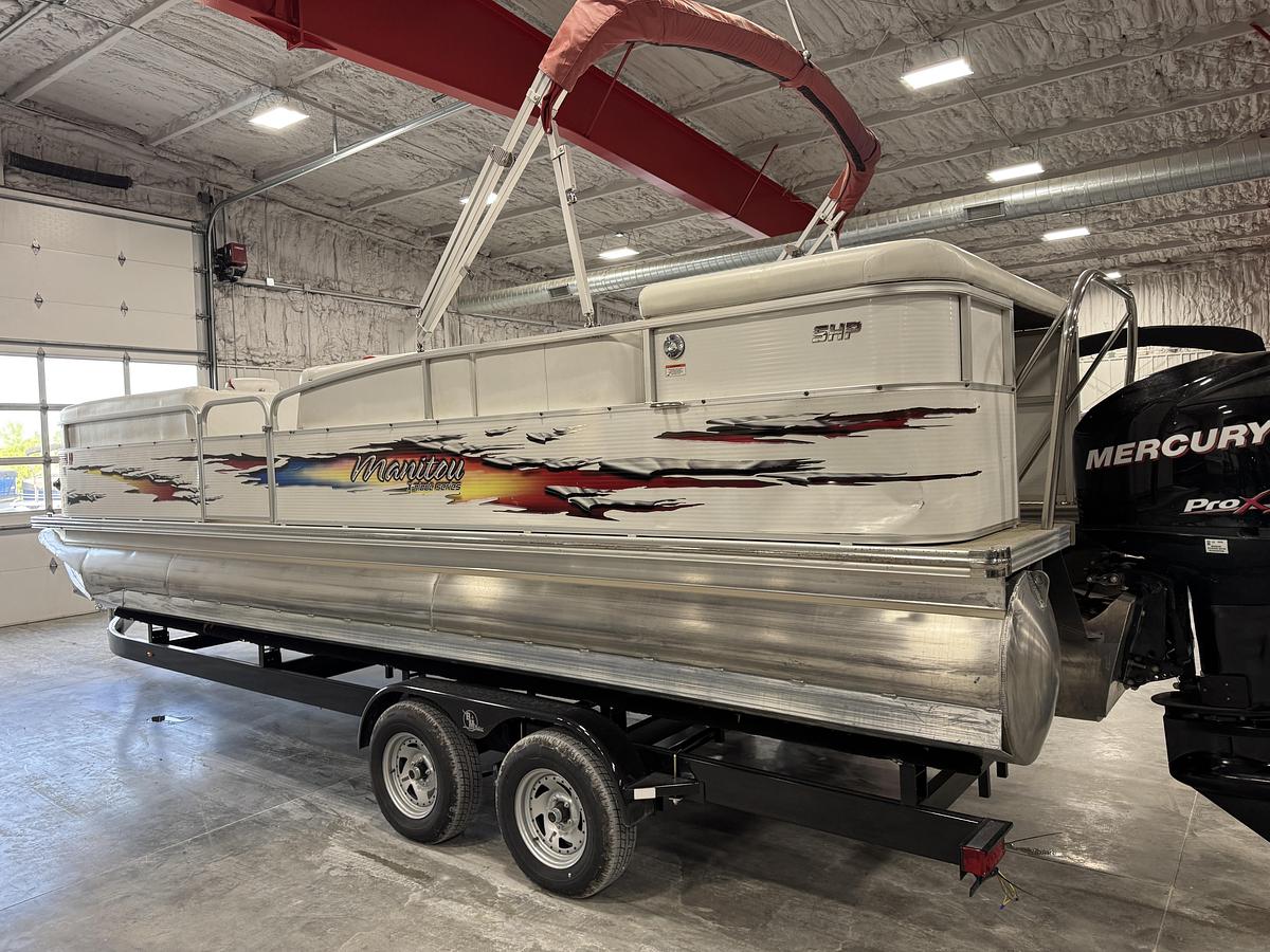 Used 2010 Monterey 25 X-Plode