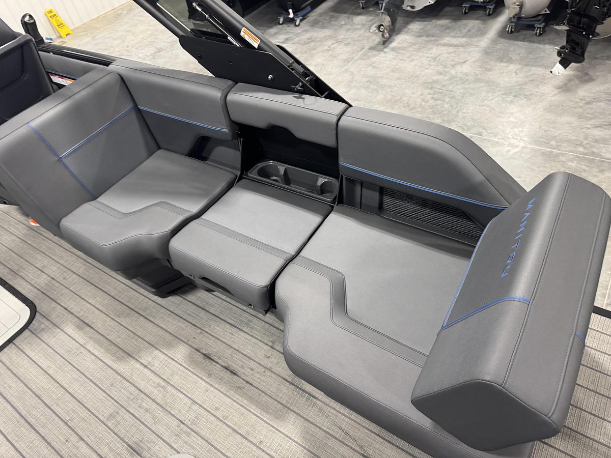 2025 Manitou 24 Explore