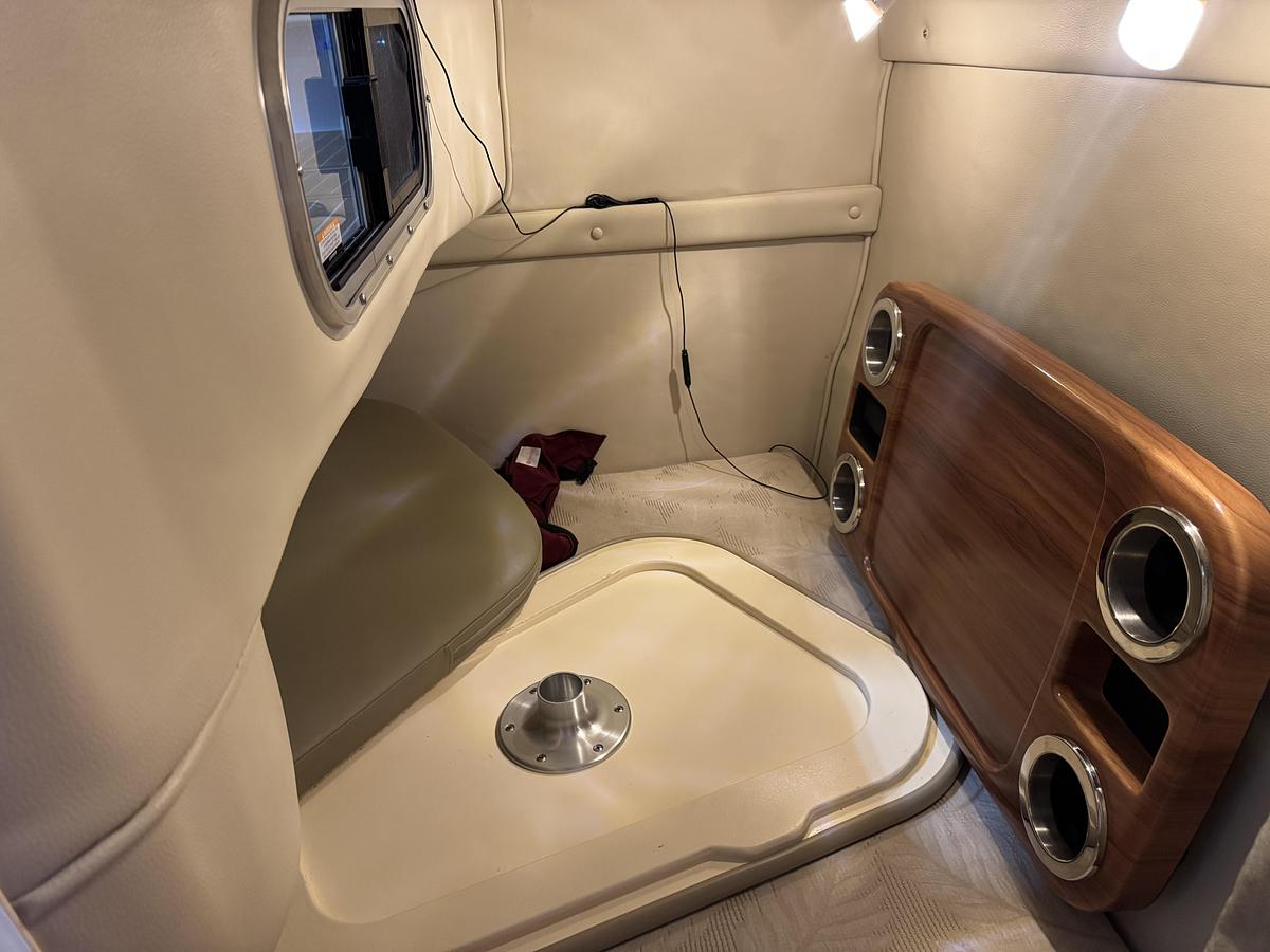 Used 2005 Chaparral 240 Signature
