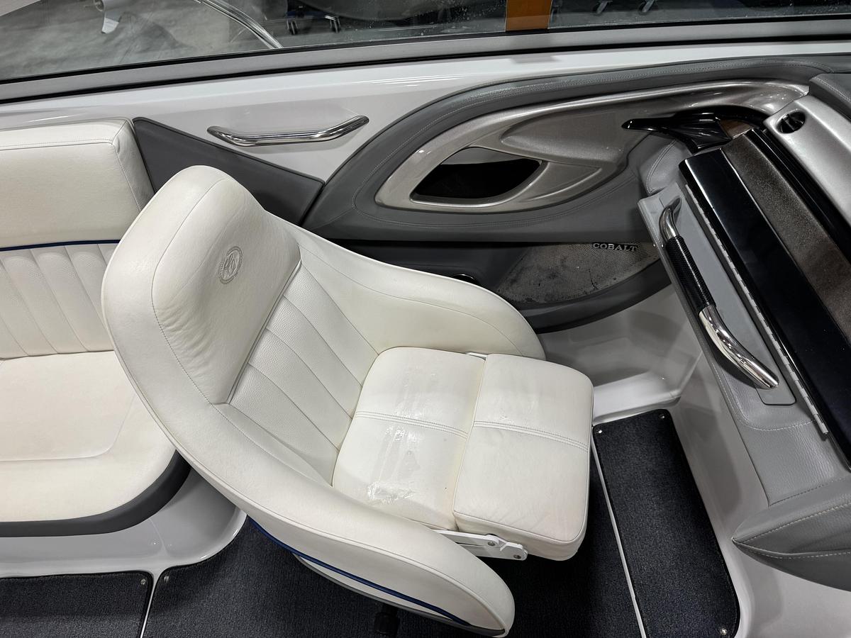 Used 2006 Cobalt 272 BR