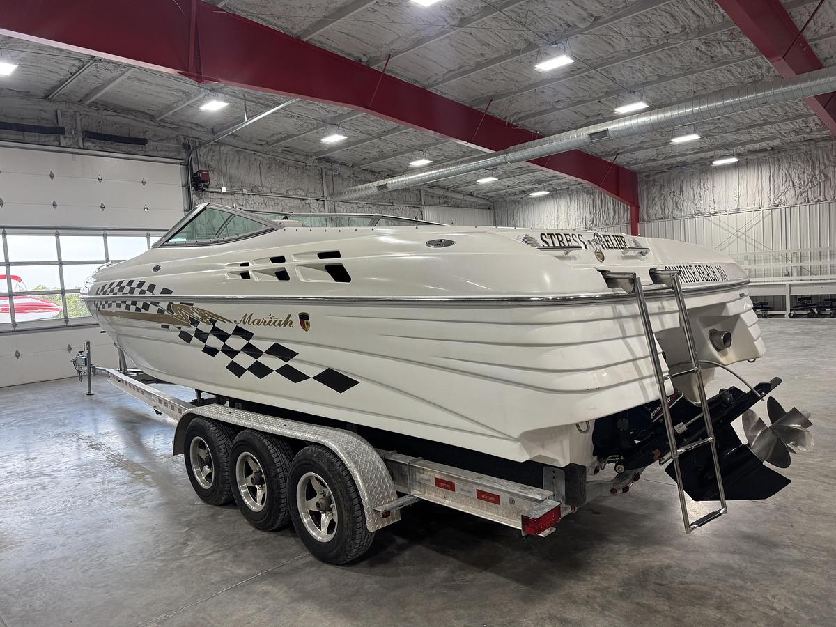 Used 2000 Mariah 302