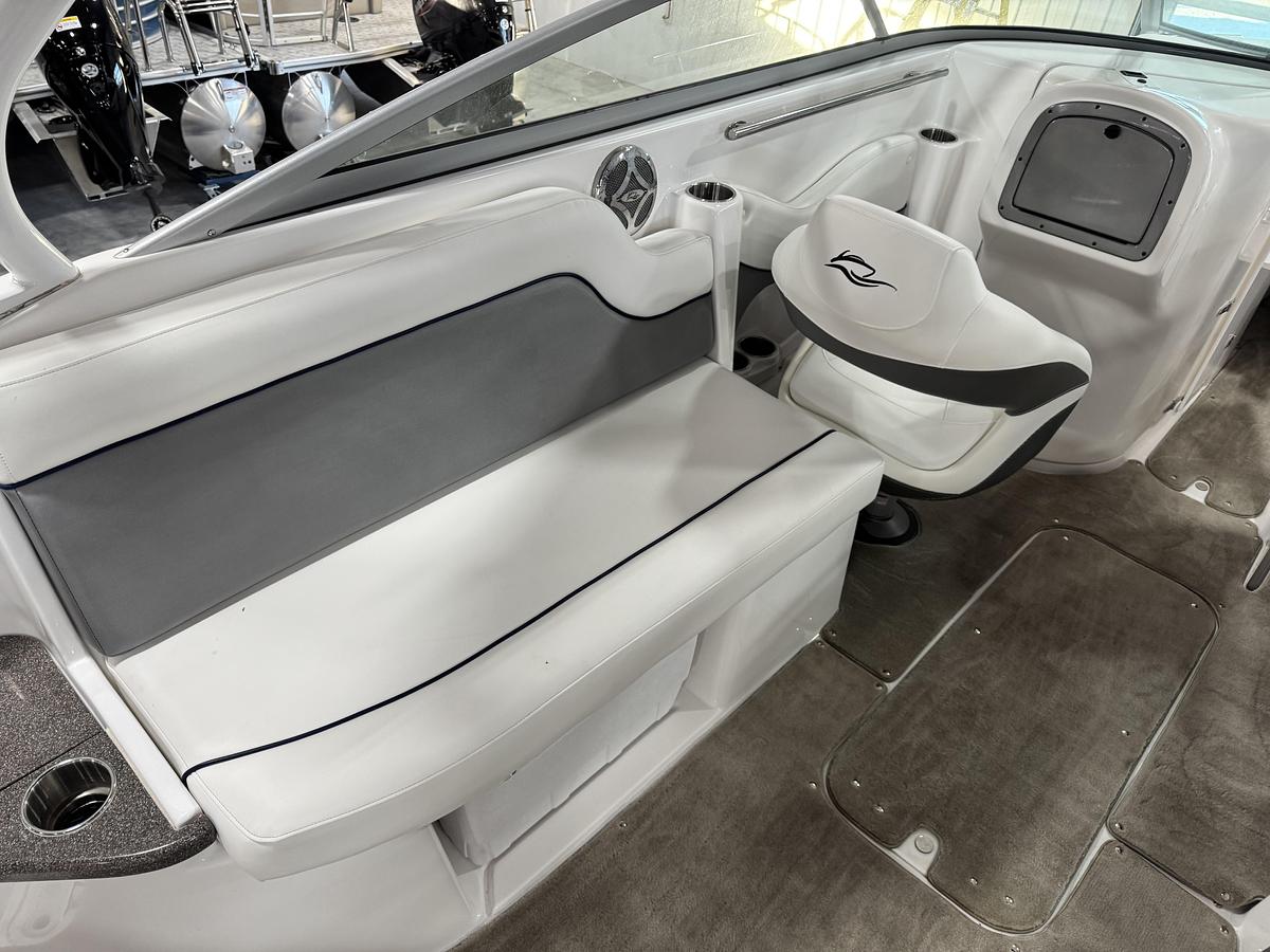 Used 2010 Rinker 296 BR