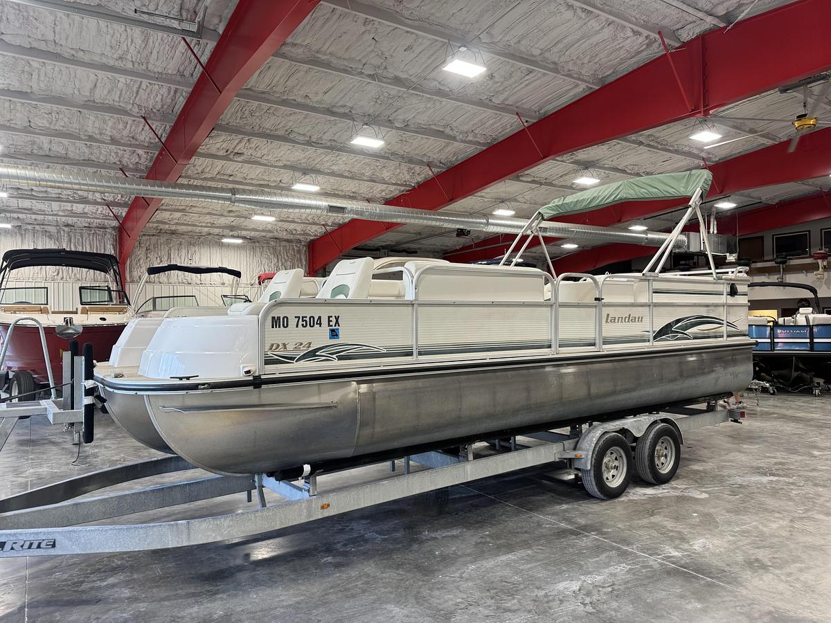 Used 2001 Landau DX 24