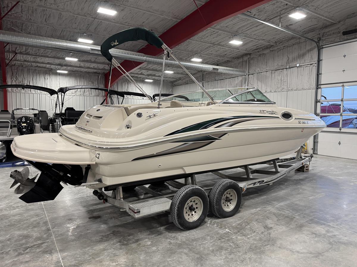 Used 2004 Sea Ray 240 Sundeck