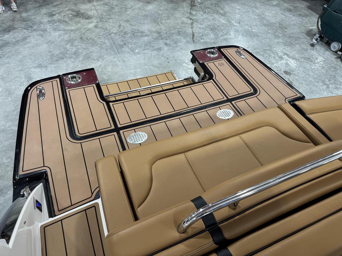 Used 2023 Chaparral 305 SSX