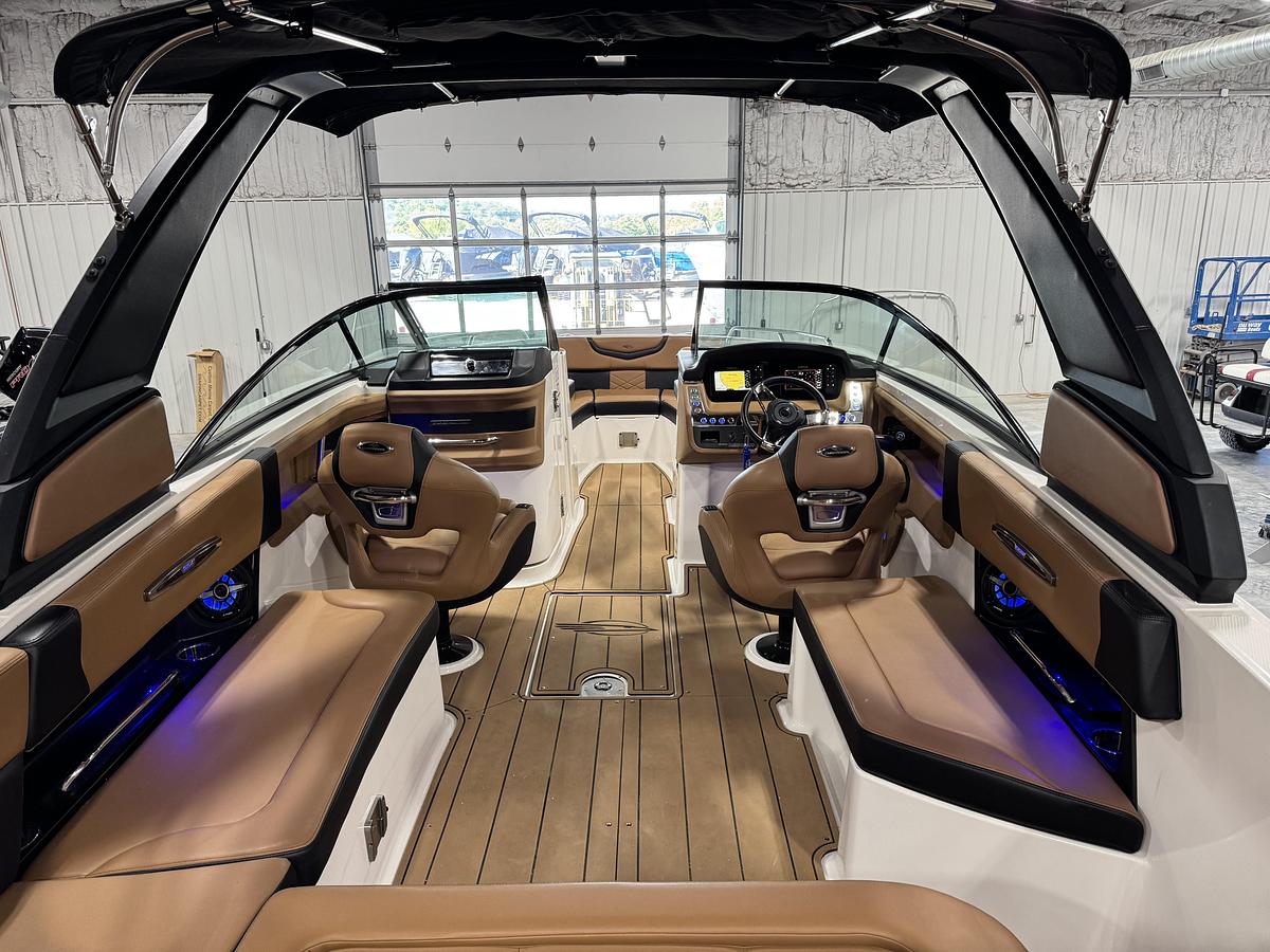 Used 2021 Chaparral 287 SSX