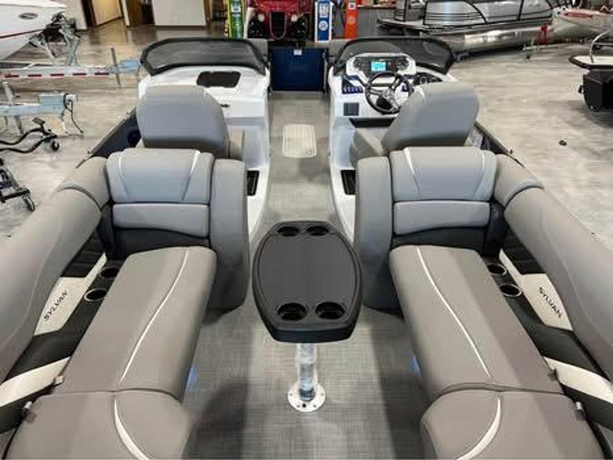Used 2024 Sylvan S-5