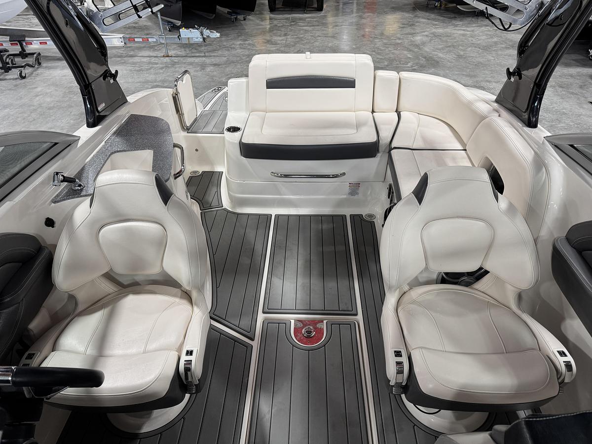 Used 2016 Chaparral 244 Sunesta Pro-Extreme