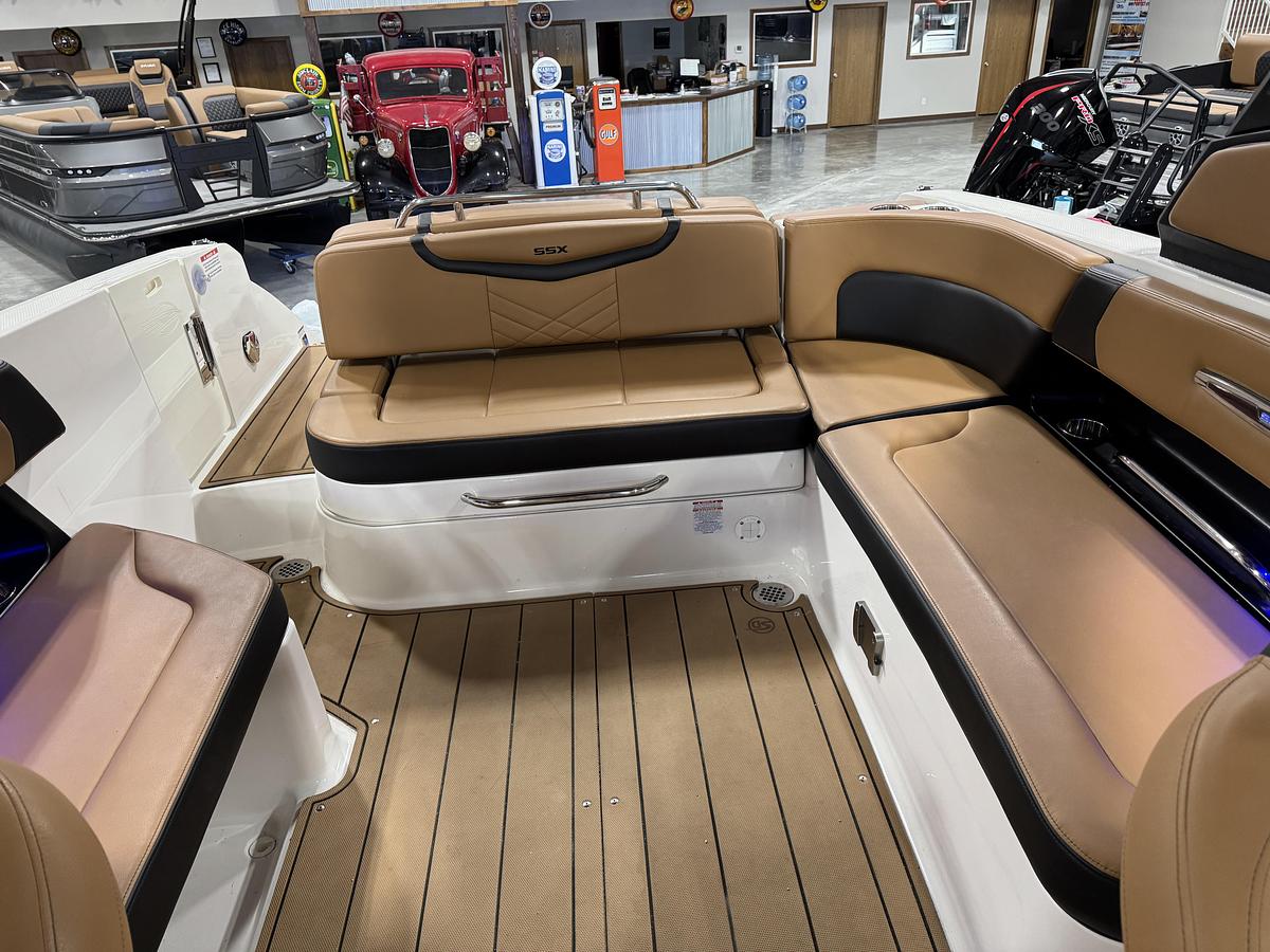 Used 2021 Chaparral 287 SSX