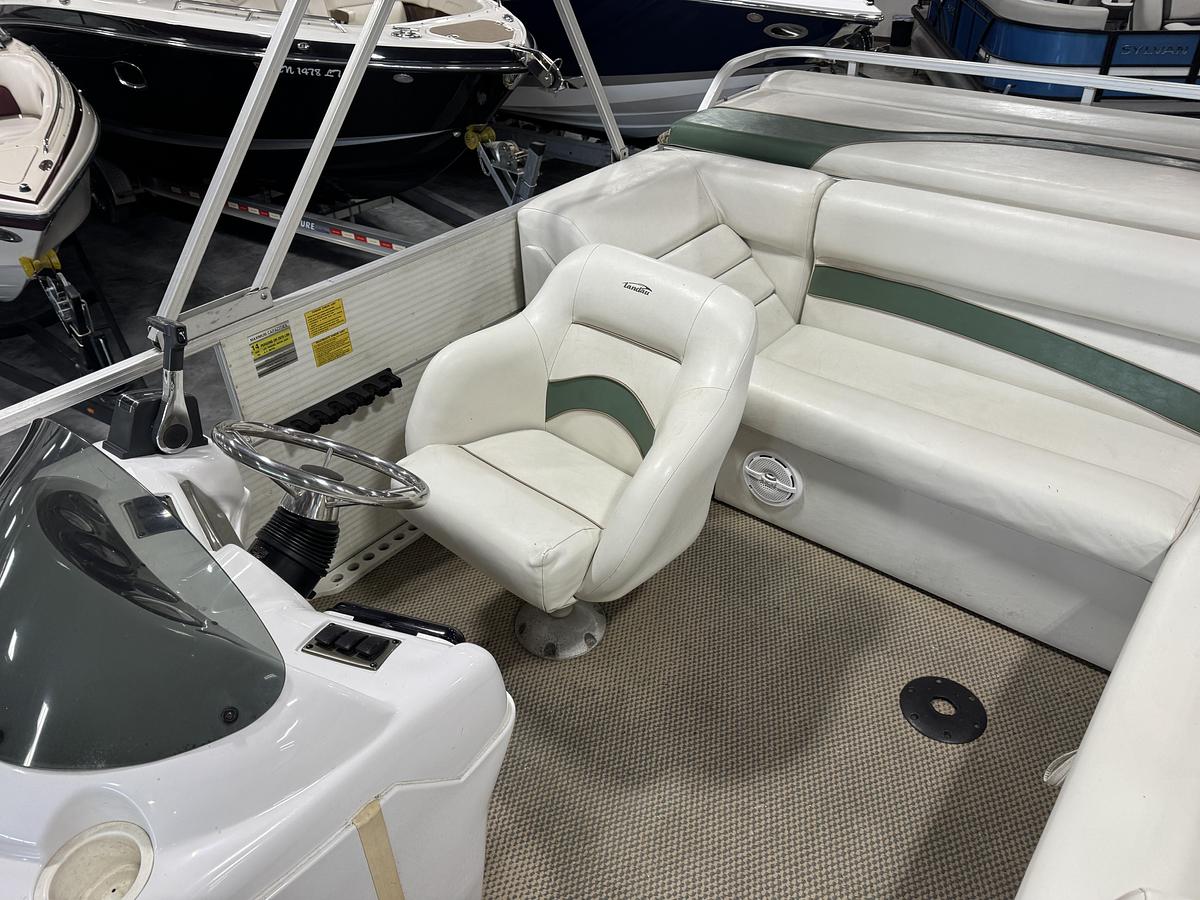 Used 2001 Landau DX 24