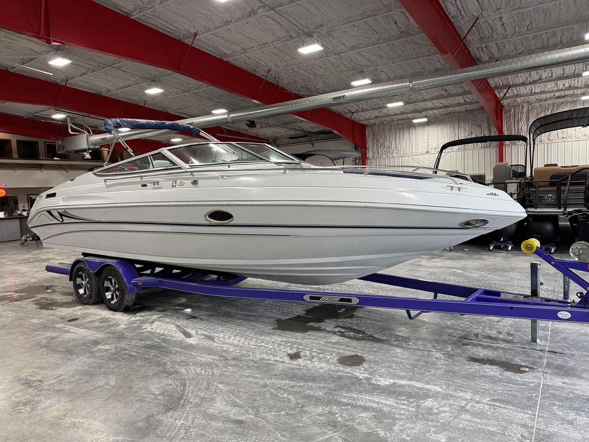 Used 1998 Mariah 272 BR