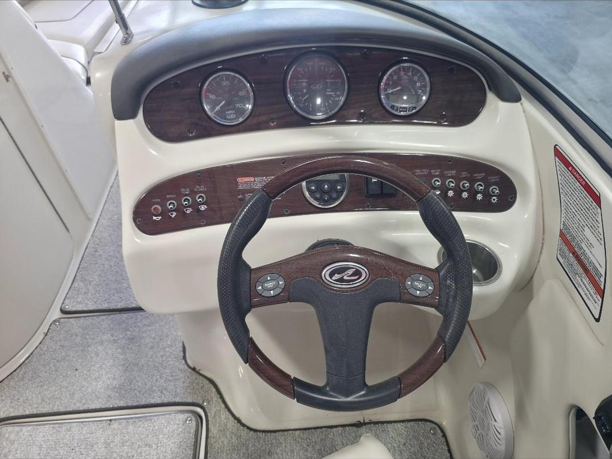 Used 2008 Sea Ray 240 Sundeck
