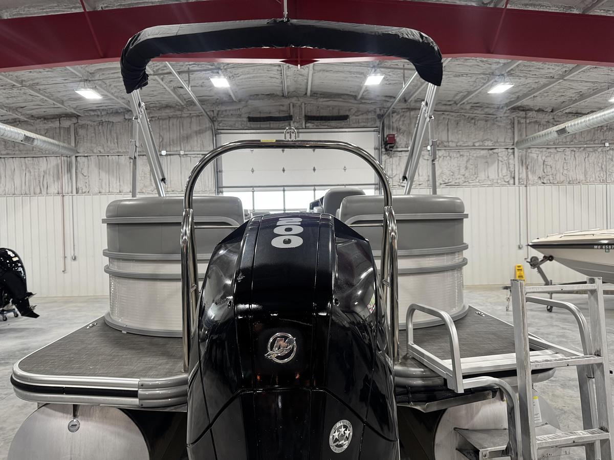 Used 2021 Lowe 270 SS