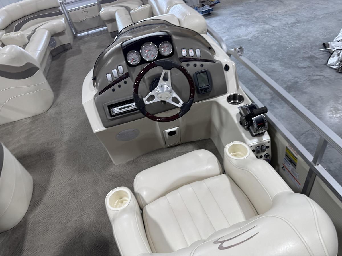 Used 2006 Bennington 2575 RL