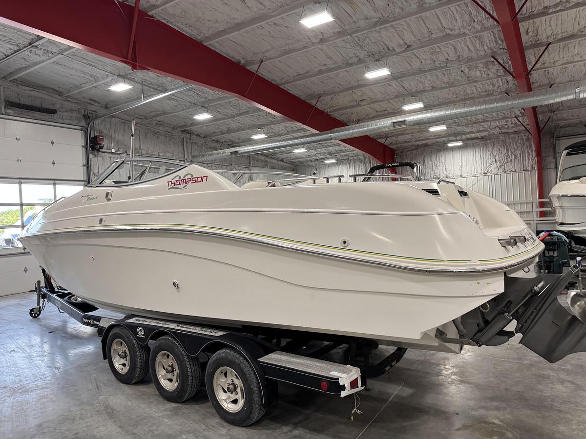 Used 1997 Thompson 29 Torrent